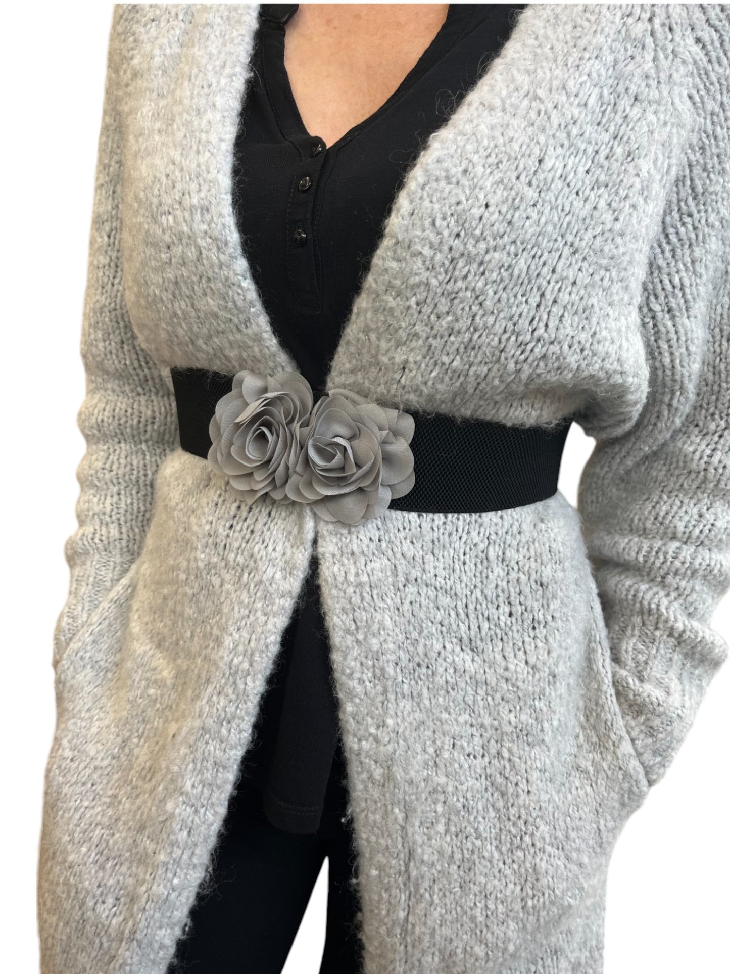 Cintura elastica con fiori grigi