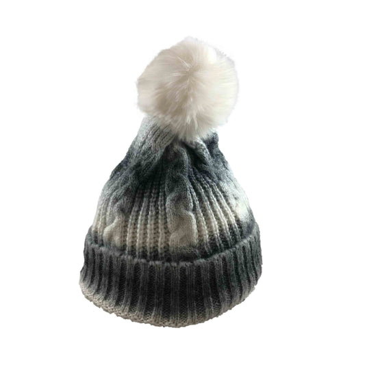 Berretta morbida con pompon