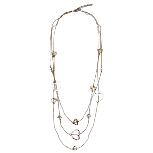 Collana multi fili di metallo e cuori